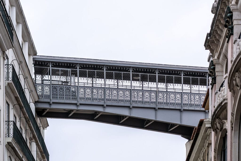 skybridge connecting buildings
